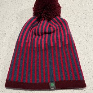 Stio Pom Pom winter hat in roasted beet.